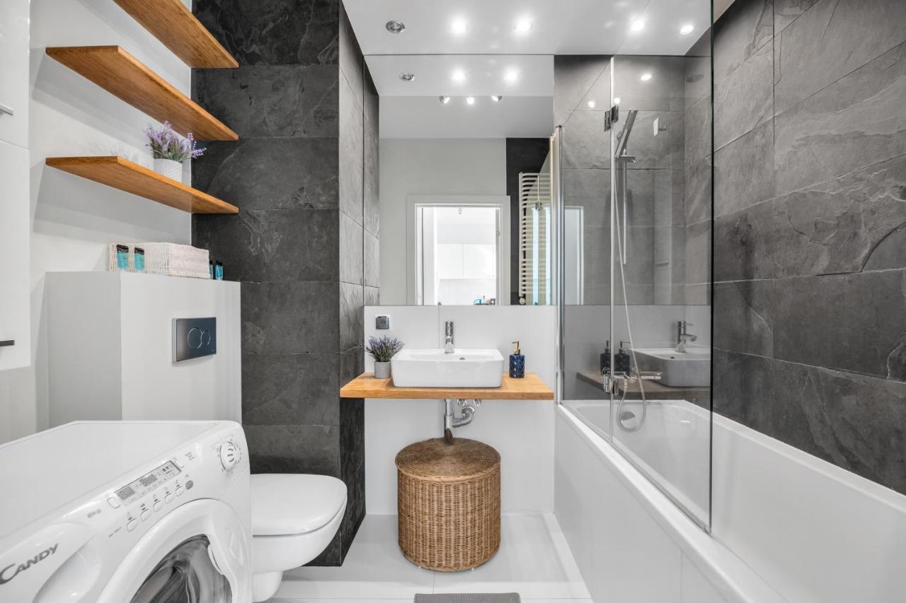 1Br New Apt 20Min Centre Parking Varşova Dış mekan fotoğraf